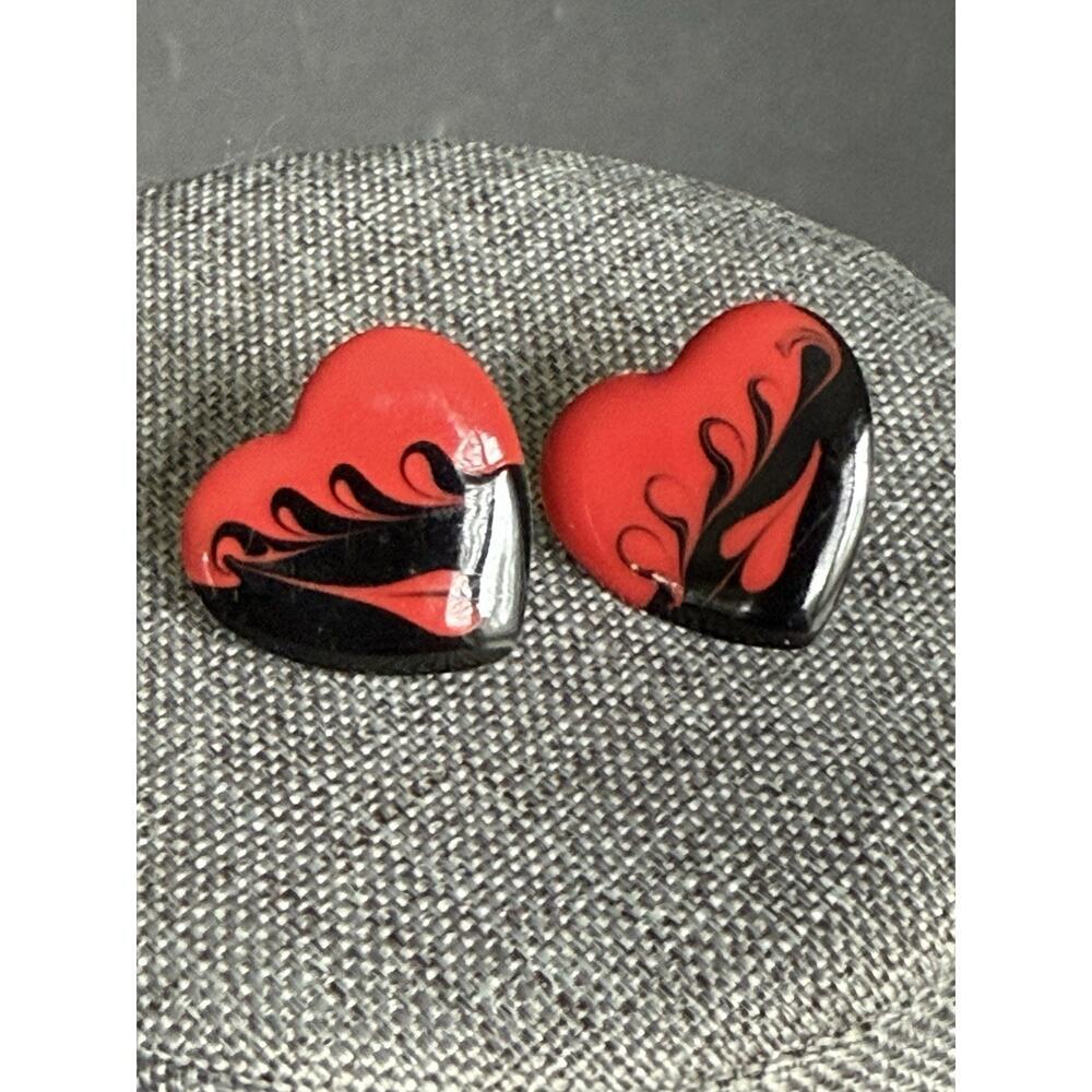 Vintage Enamel Flame Earrings Red Black Heart Pierced Y2K 80s 90s Festival Retro